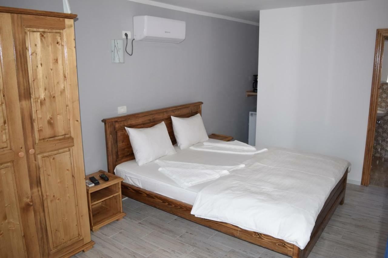 Hotel Casa Condrat à Sfântu Gheorghe Extérieur photo
